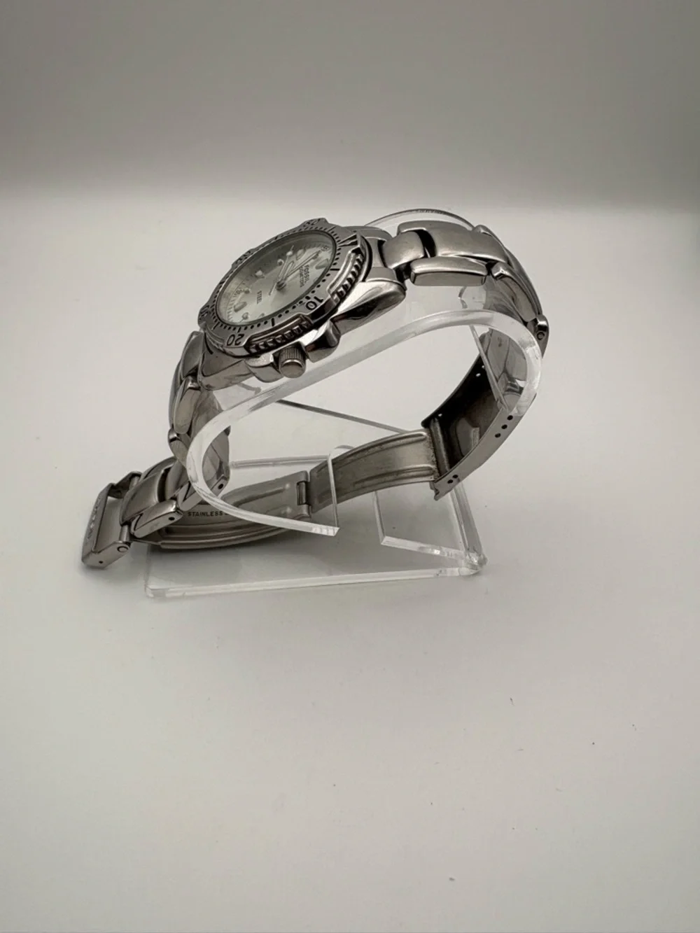 Fossil Steel‎ Women’s Silver Stainless Steel Watch Date Dial FS-2525